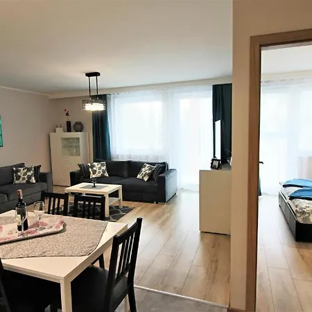 アパート Blizej Morza Deluxe Apartmenty